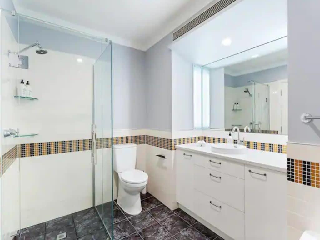 Lovely Bright Apartment With Balcony Pool And Gym 오클랜드 외부 사진